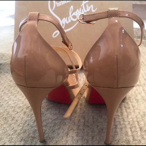 Christian Louboutin twistissima strauss nude heels - Picture 3 of 7
